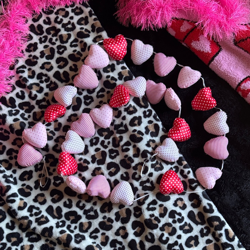 Valentines Day Heart-Shaped Fabric Garland